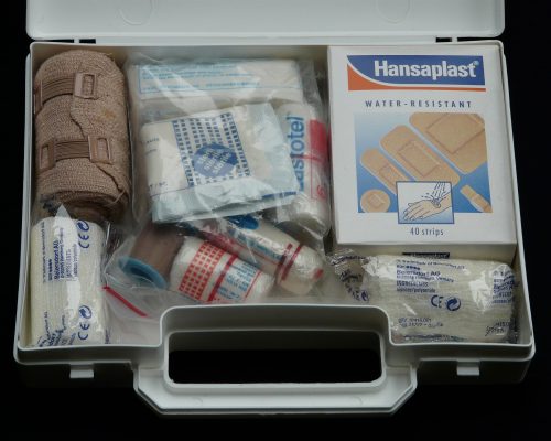 first-aid-kit-62643_1920.jpg